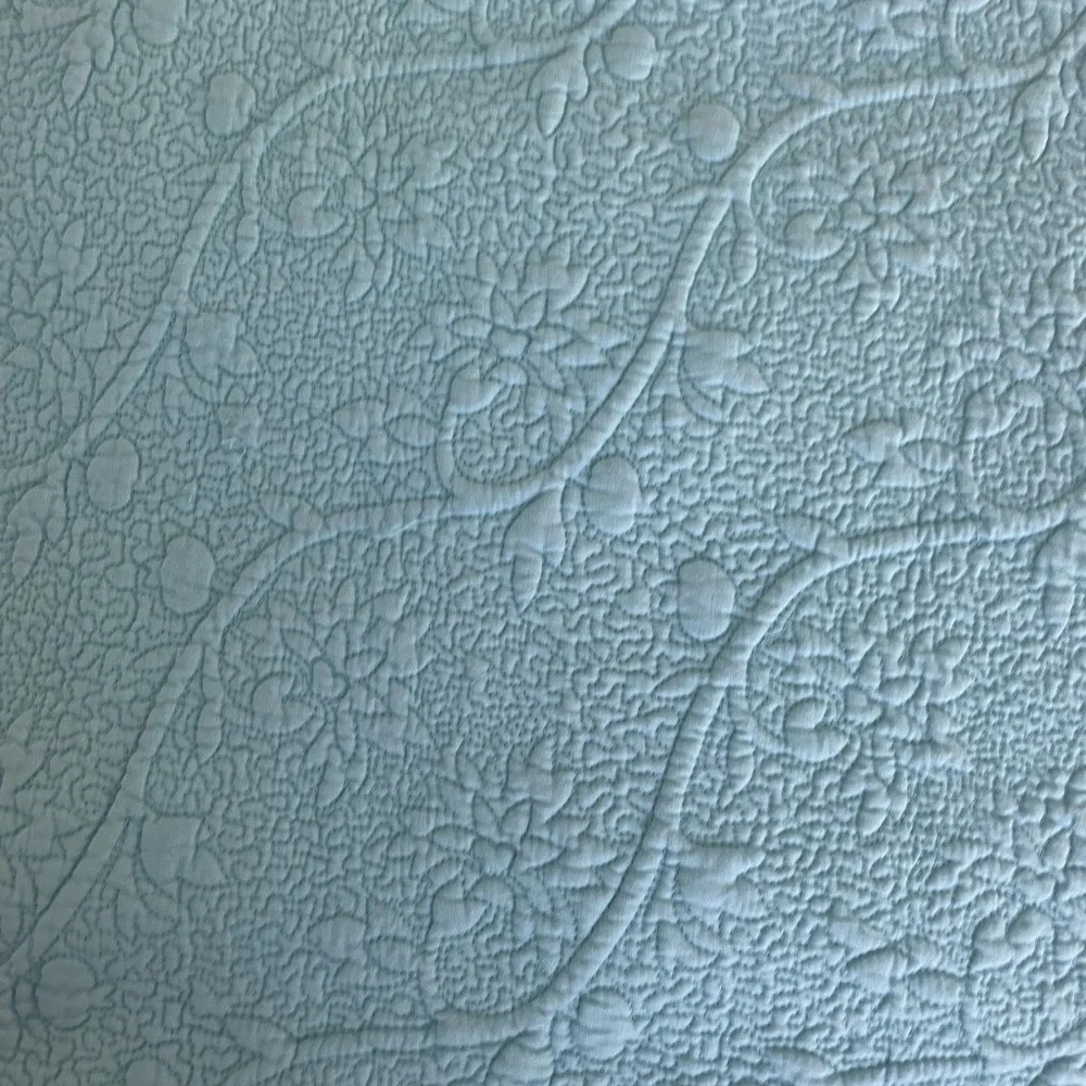 Williams Sonoma Vine Floral Boutis Blue Table Runner
